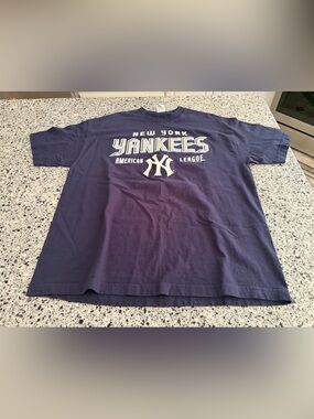 VF Imagewear New York Yankees Navy Retro Graphic Tee Men’s Size XL